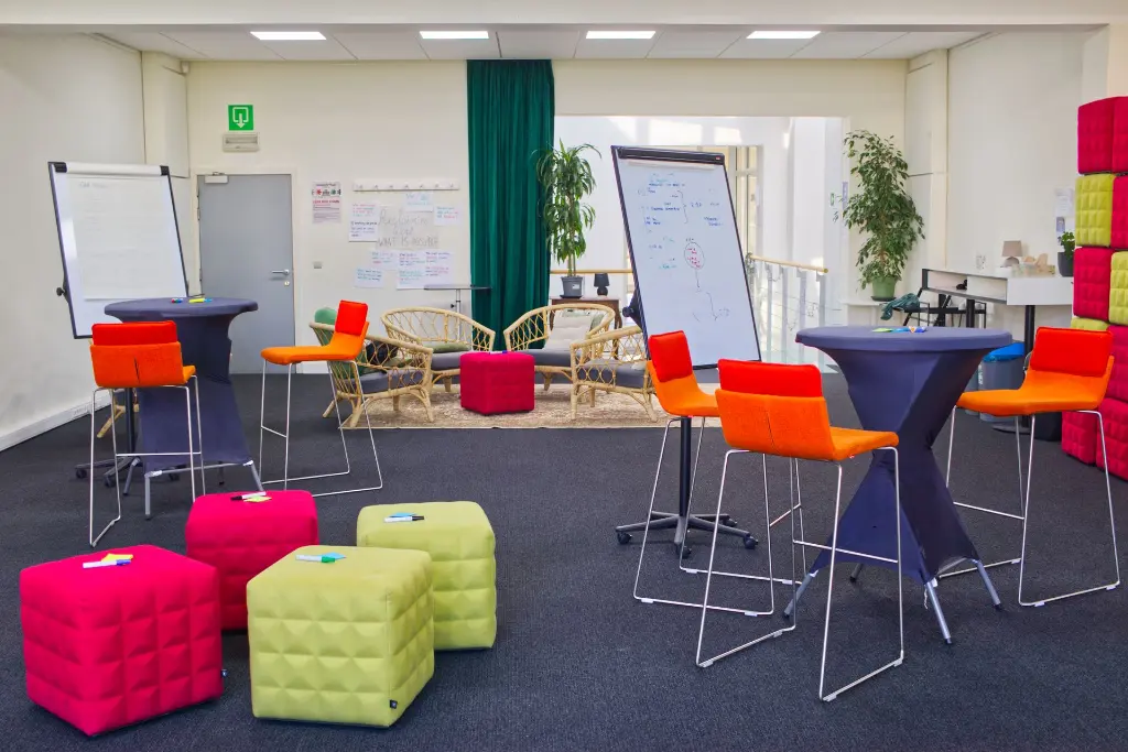 Elinor Ostrom D - High Tables.webp